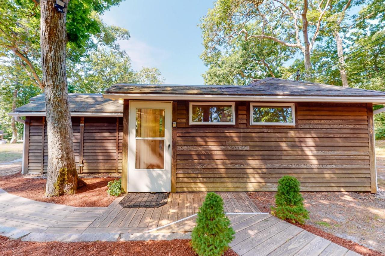 Sea House Villa Chatham Exterior photo